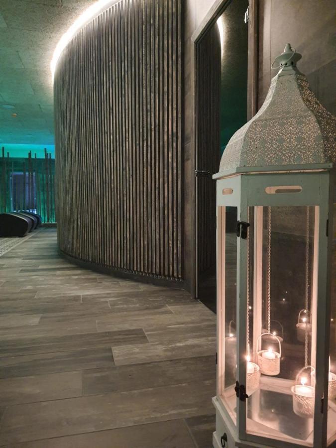 Hotel Smeraldo لاتيزي المظهر الخارجي الصورة