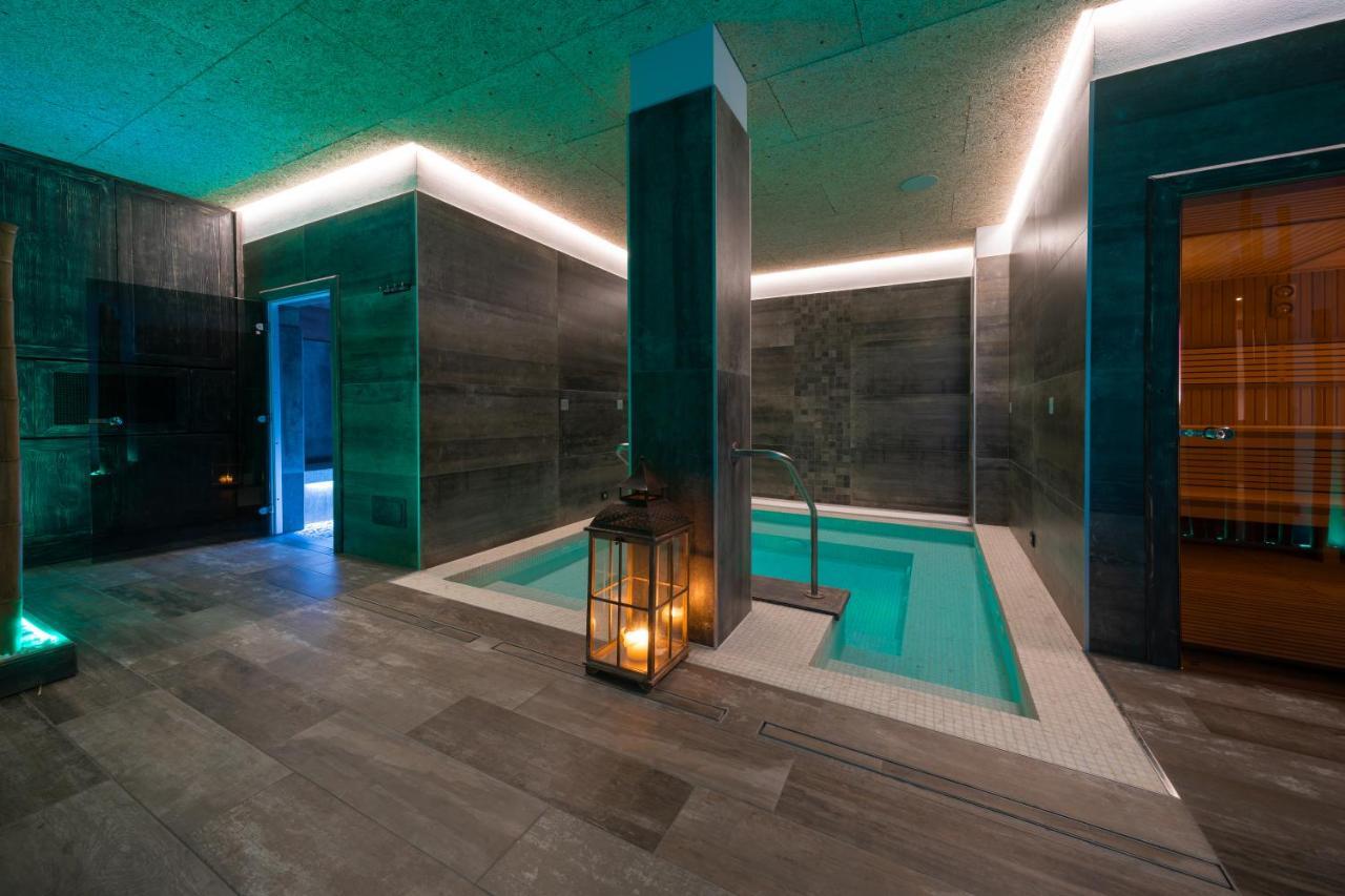 Hotel Smeraldo لاتيزي المظهر الخارجي الصورة
