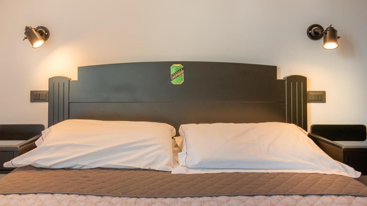 Hotel Smeraldo لاتيزي المظهر الخارجي الصورة
